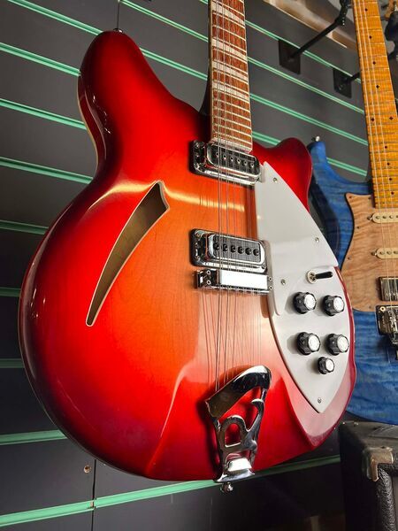 Rickenbacker 360/12 Fireglo 2011 Semi-Hollow 12 String Electric Guitar | Original, image 5 of 5