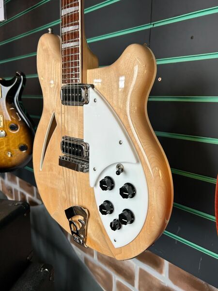 Rickenbacker 360 Mapleglo 2021 Semi-Hollow Electric Guitar | Original, image 5 of 5