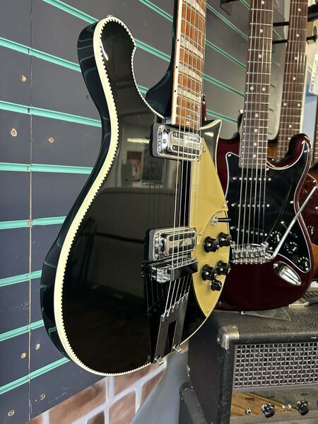 Rickenbacker 660 Jetglo 2013 Electric Guitar | Original, image 3 of 5