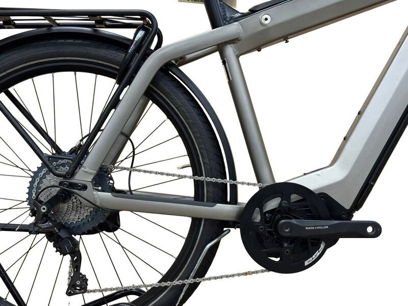 Riese & Müller Supercharger 2 GT Touring 2022 | silver | 27.5" | 56 cm | 500 - 3000 km 2