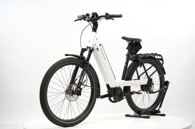 Riese & Müller Nevo3 GT Vario (2021) | Tiefeinsteiger | pure white | 27.5" | 49 cm | 2000 - 3000 km 3