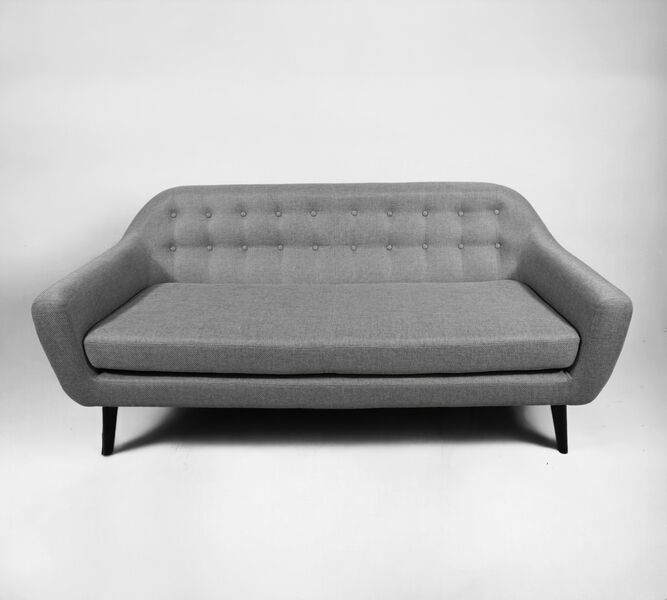 Ritchie Sofa 3-Sitzer Chesterfield-Stil Pearl Grey | grau, image 1 of 4