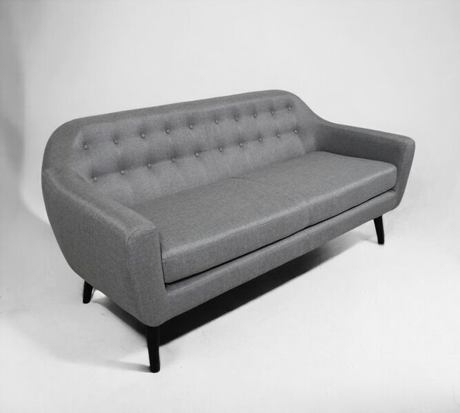 Ritchie diivan 3-kohaline Chesterfield-Stil Pearl Grey | hall, image 1 of 5