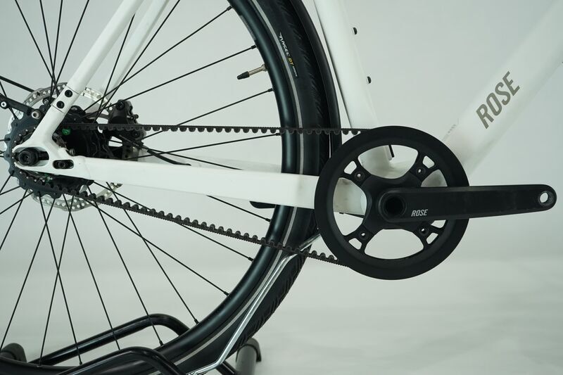Rose Sneak Plus EQ (2023) | Diamant | weiß | 28" | 57 cm | 100 - 500 km 2
