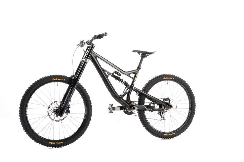 Rose Soul Fire (2022) | Diamant | schwarz | 44 cm 2