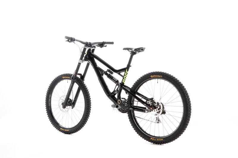 Rose Soul Fire (2022) | Diamant | schwarz | 44 cm 4