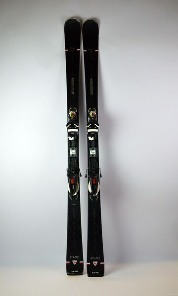Ski Rossignol Strato Black Edition + Fixations – Homme, Piste, 161-170 Cm – Occasion