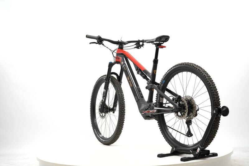 Rotwild R.X375 Core (2022) | Diamond | red metallic | 29" | 47 cm | 500 - 1000 km 4