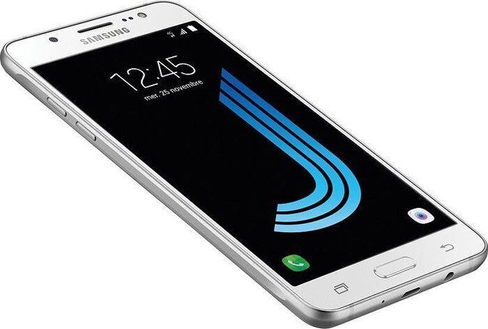 Samsung Galaxy J5 (2016) | 16 GB | valkoinen