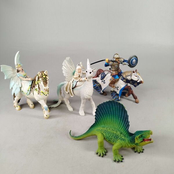 Schleich Bundle 4 Teile Dino & Ritter Figurene | mehrfarbig, image 1 of 5
