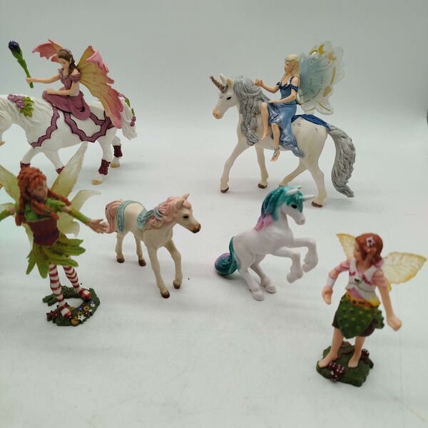 Schleich Bundle Bayala Set von 14 Einhörner & Pferdee | mehrfarbig, image 1 of 3