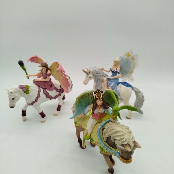 Schleich Bundle Bayala Set von 14 Einhörner & Pferdee | mehrfarbig, image 3 of 3