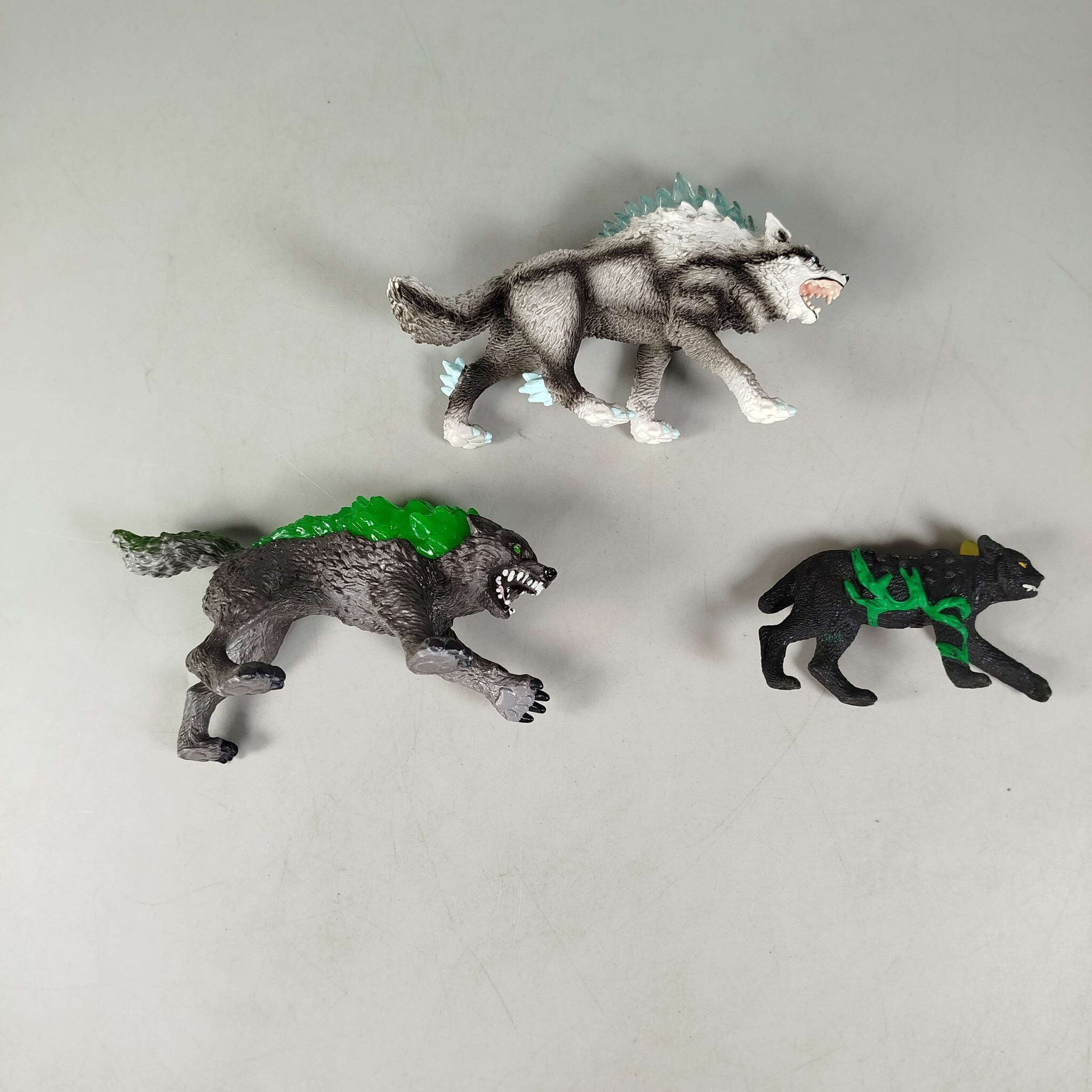 Schleich Bundle Fantasie-Tiere 3x Wolfsfigurene