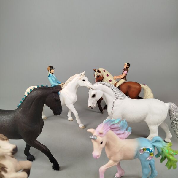 Schleich Bundle horses set von 8 figures | multicolored, image 1 of 3