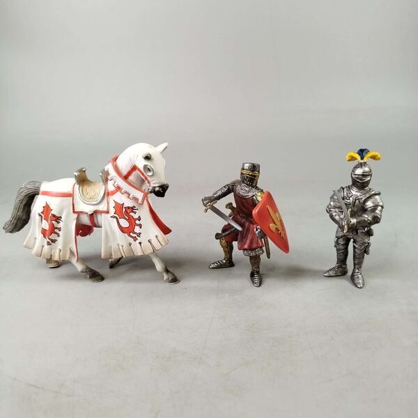 Schleich Bundle Knights 70001 70024 3 Pieces Knight Figures & Horses | multicoloured, image 1 of 3
