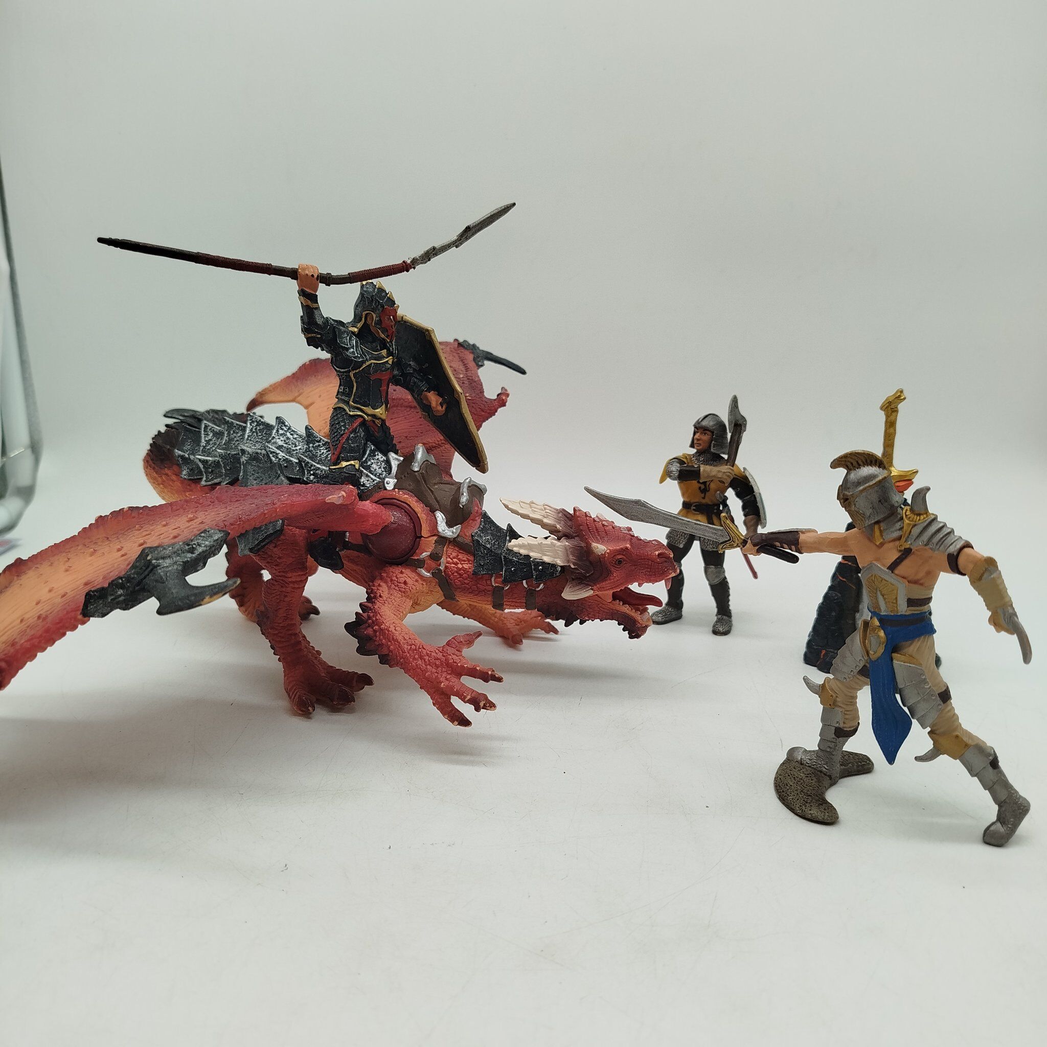 Schleich Bundle Ritter & Drache Set von 4 Figuren mit Zubehöre