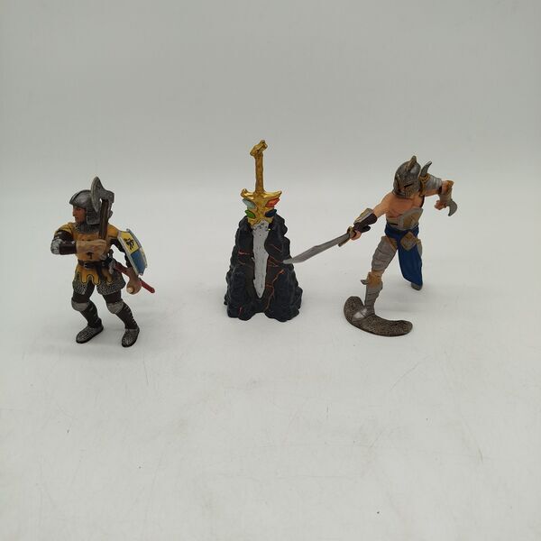 Schleich Bundle Ritter & Drache Set von 4 Figuren mit Zubehöre | mehrfarbig, image 4 of 4