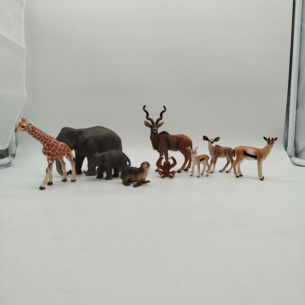 Schleich Bundle Safari & jungle set of 9 wild animal figures | multicolored, image 2 of 2