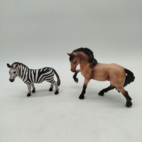 Schleich Bundle set von 4 elephant zebra Pferdee | multicolored, image 2 of 2