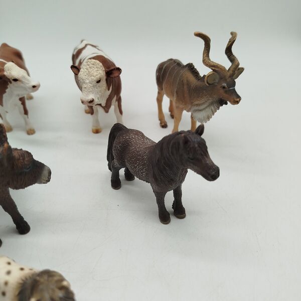 Schleich Bundle Set von 8 Tierfiguren 13644 14753 13798 | mehrfarbig, image 3 of 3