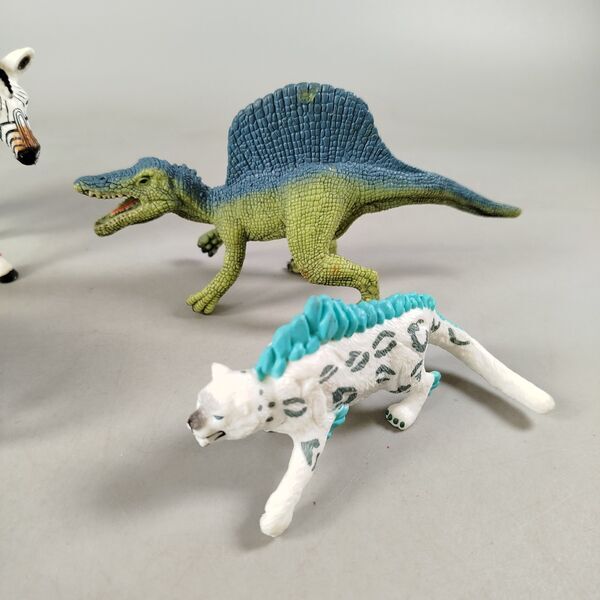 Schleich Bundle animals & Dinos set von 5 figures | multicolored, image 2 of 2
