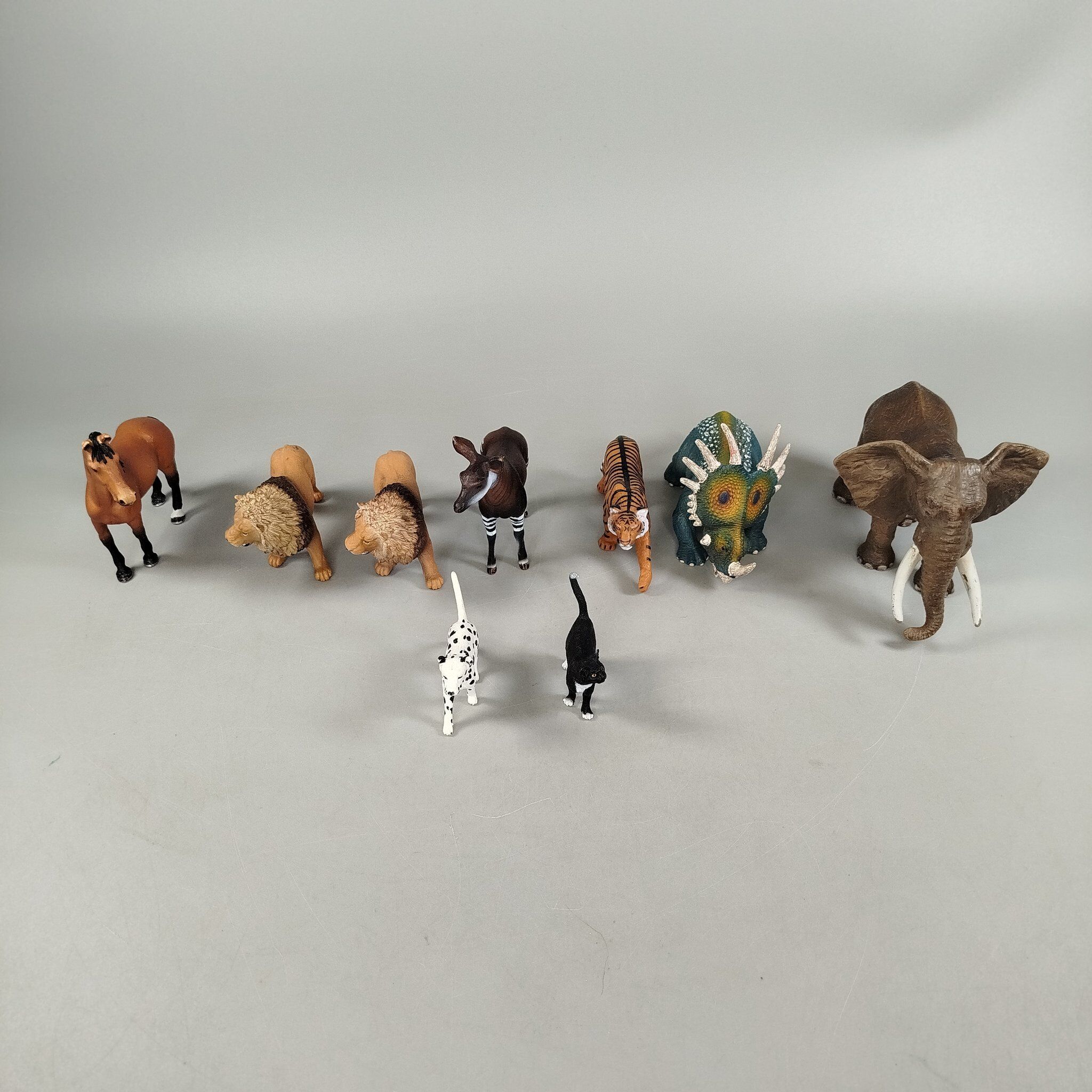 Schleich Bundle Tiere & Dinos Set von 9 Figurene