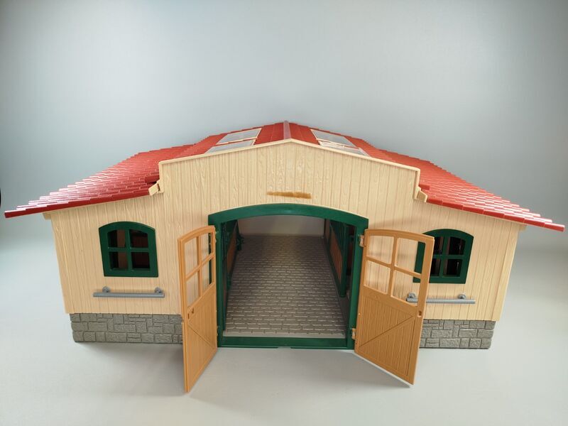Schleich Horse Club Reiterhof mit Zubehör | multicolored 2