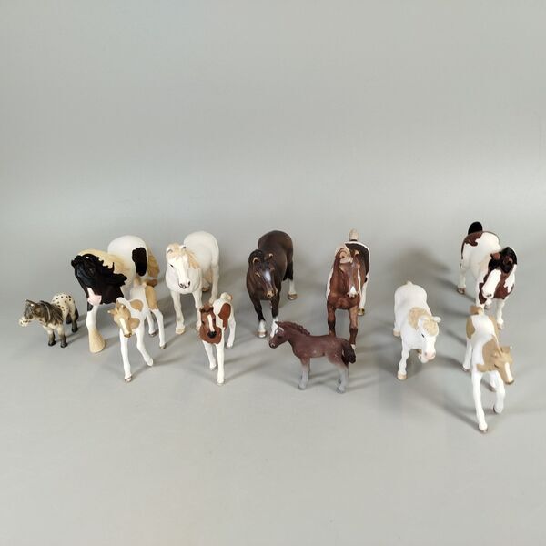 Schleich Pferde Figuren Set | 11 Figuren | mehrfarbig 1