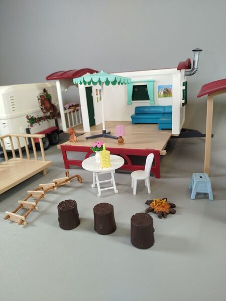 Schleich Pferde-Bauernhof Spielset - Camping mit Figuren & Zubehör | multicolored 2