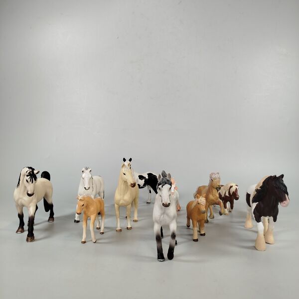 Schleich Pferde Figuren Set | 11 Figuren | multicolored 1