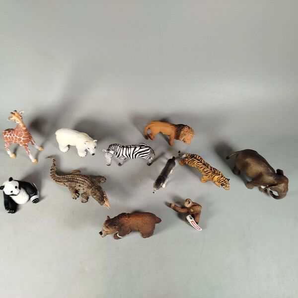 Schleich Tiere Bundle Safari 12 Teile Tierfigurene | mehrfarbig, image 2 of 4