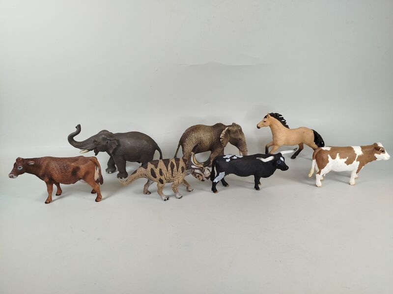 Schleich Tierfiguren Konvolut - Elefant, Dinosaurier, Pferd, Kuh | mehrfarbig 1