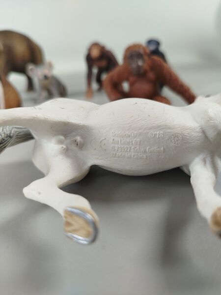 Schleich Tierfiguren Set von 15 Tieren - Pferde, Hunde, Elefanten, Löwen | mehrfarbig 4