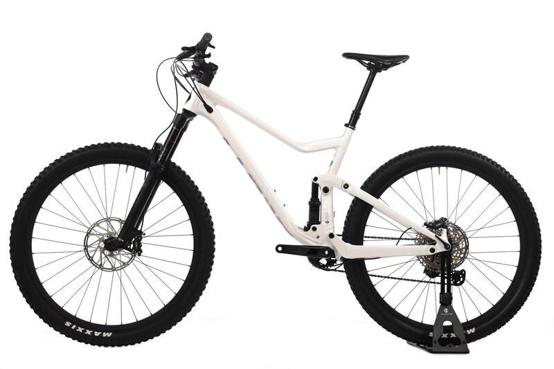 Scott Genius 940 (2022) | Diamant | weiß | 29" | L 3