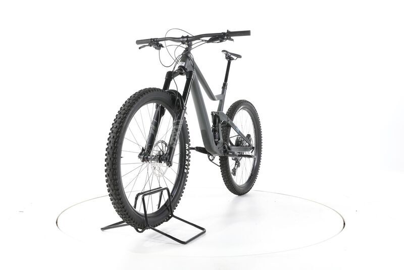 Scott Ransom 920 2022 | grey | 29" | L 4