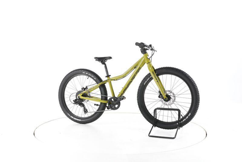 Scott Roxter 24 2022 | yellow | 24" | one size 1