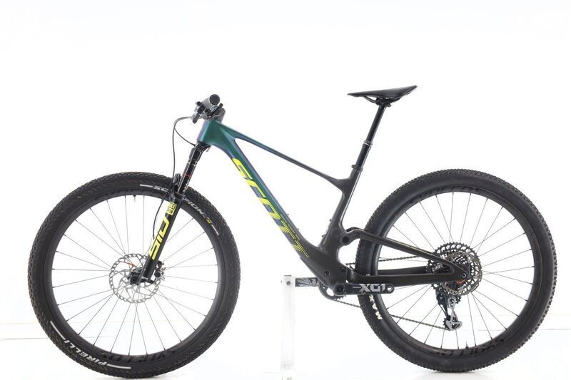 Scott Spark RC 900 World Cup (2023) | Diamant | schwarz | 29" | 43 cm | M | Sram X01 AXS | Rockshox SiD Select+ 2