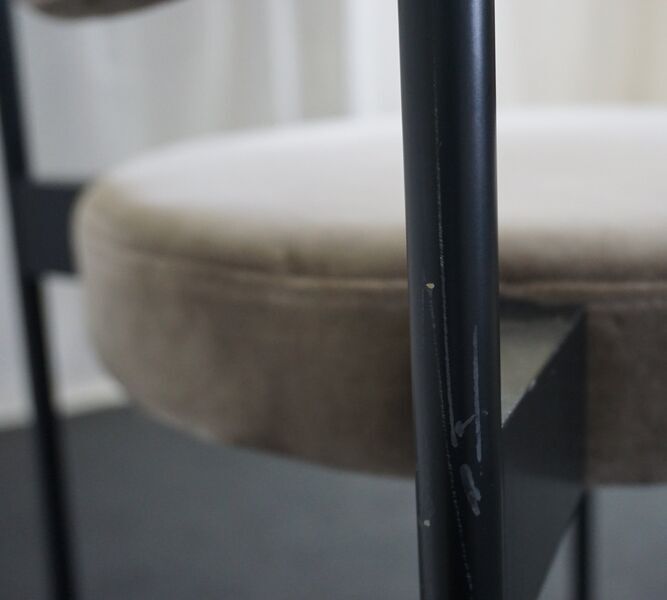 Series 430 stool velvet Taupe | Taupe, image 4 of 4
