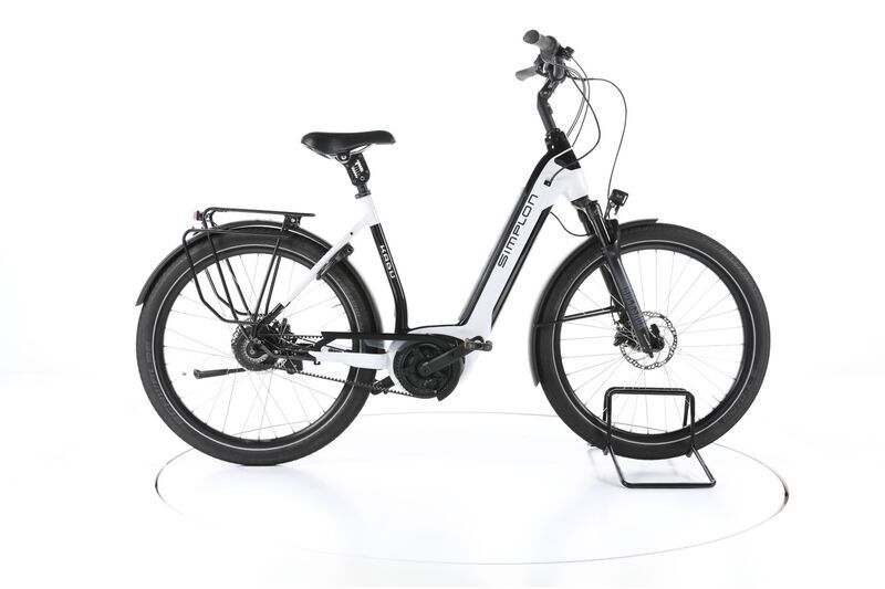 Simplon Kagu Bosch (2022) | Tiefeinsteiger | weiß | 27.5" | 56 cm | L | 1500 - 2000 km 1