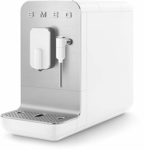 Smeg Kaffeevollautomat BCC02WHMEU | jetzt 30 Tage Rückgaberecht