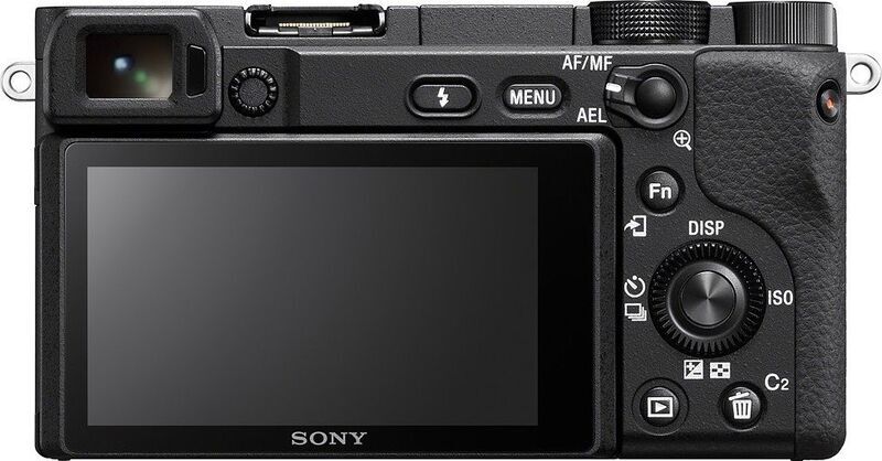 Sony Alpha 6400 | AF E 16-50mm 3.5-5.6 OSS PZ | noir 2