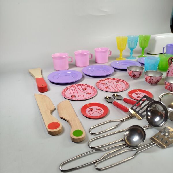 Spielküchen-Set mit Zubehör und Schürze | mehrfarbig 2