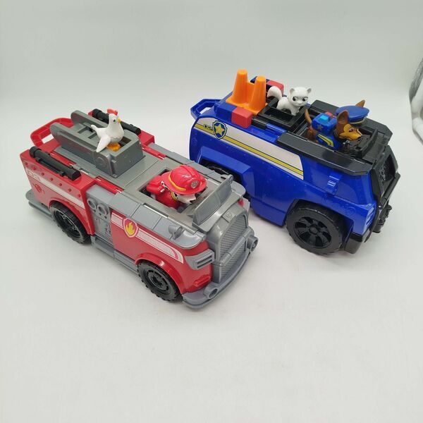 Spin Master Bundle Paw Patrol 2x Fahrzeuge Polizei & Feuerwehre | multicolored, image 1 of 3