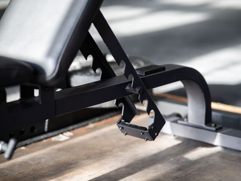 SQMIZE Elite Club SQ-R550 Hantelbank | schwarz 3