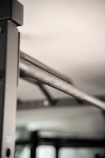 SQMIZE Power Rack SQ7.04A inkl. Latzugstation | schwarz 4