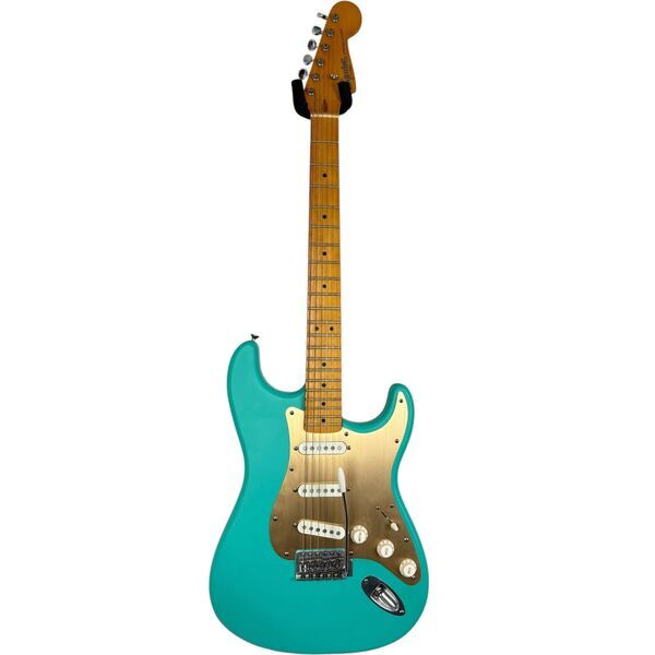 Squier by Fender 40th Anniversary Stratocaster 2022 - Satin Seafoam Green | Satin Seafoam Green, image 3 of 5