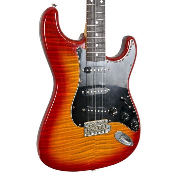 Squier by Fender Japan Silver Series Stratocaster SST-39 1993-1994 - Flame Red Burst | Flame Red Burst, image 2 of 5