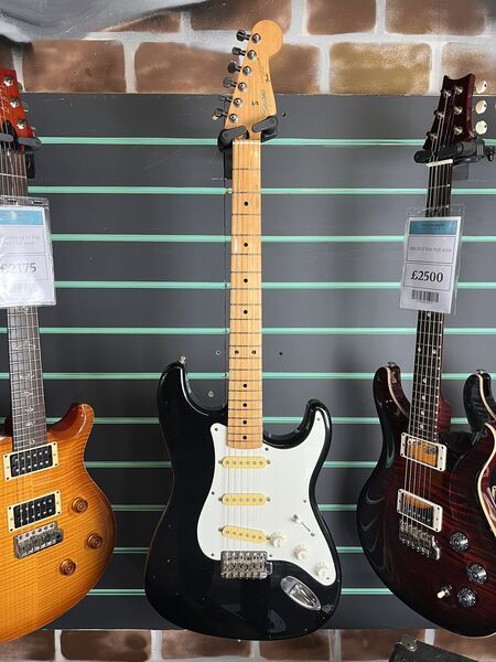 Squier Stratocaster Made in Japan K Serial Black c.1991 Electric Guitar | black, image 2 of 5
