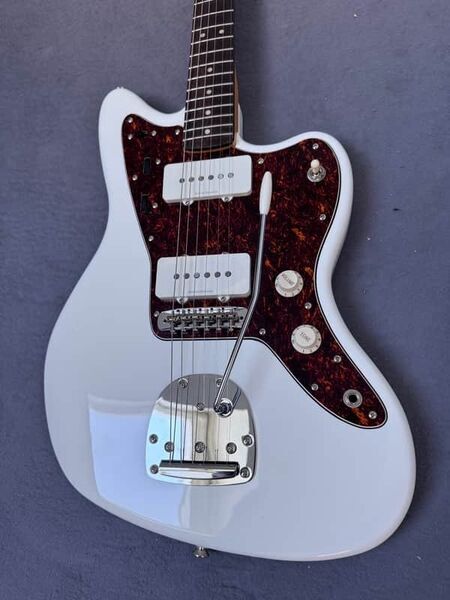 Squier Vintage Modified Jazzmaster 2012 Olympic White | Olympic White, image 3 of 5
