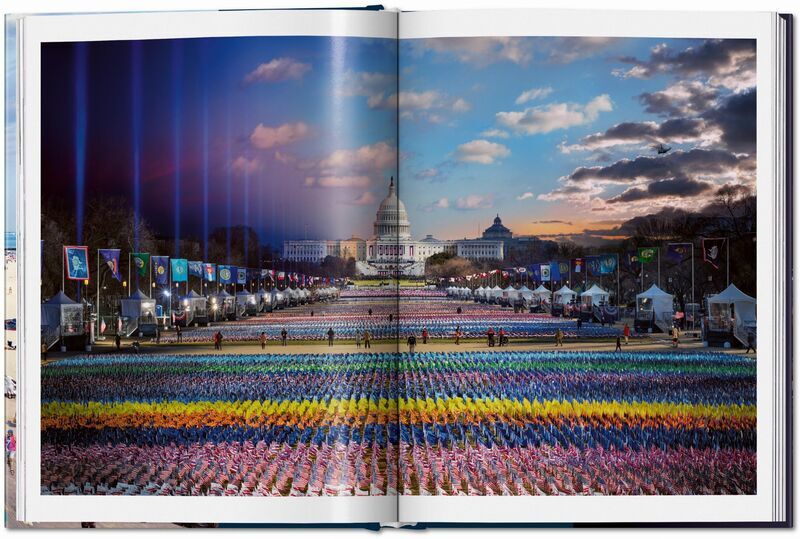 Stephen Wilkes. Day to Night | Weiß, image 1 of 4